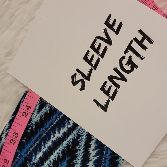 𝅺rue 21 long sleeve button front lightweight blouse size medium NWT - Picture 10 of 12